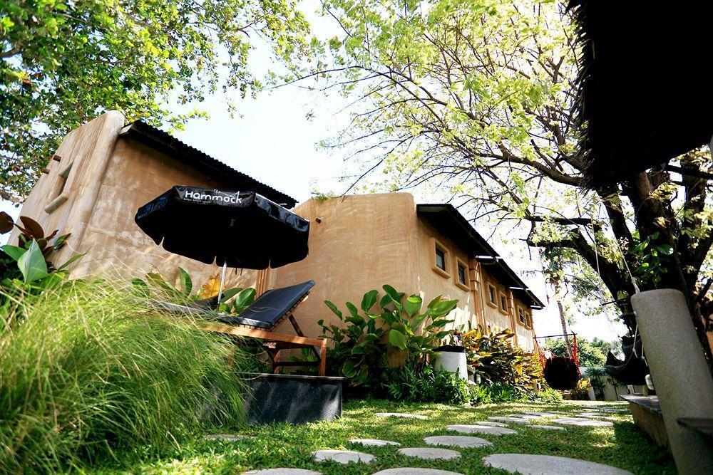 Hutcha Resort Mae Nam Luaran gambar