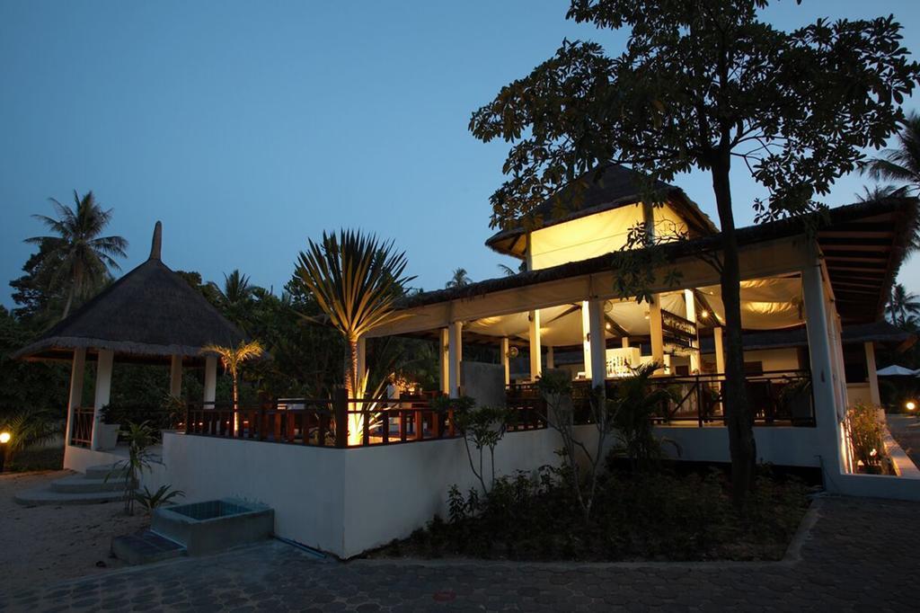 Hutcha Resort Mae Nam Luaran gambar